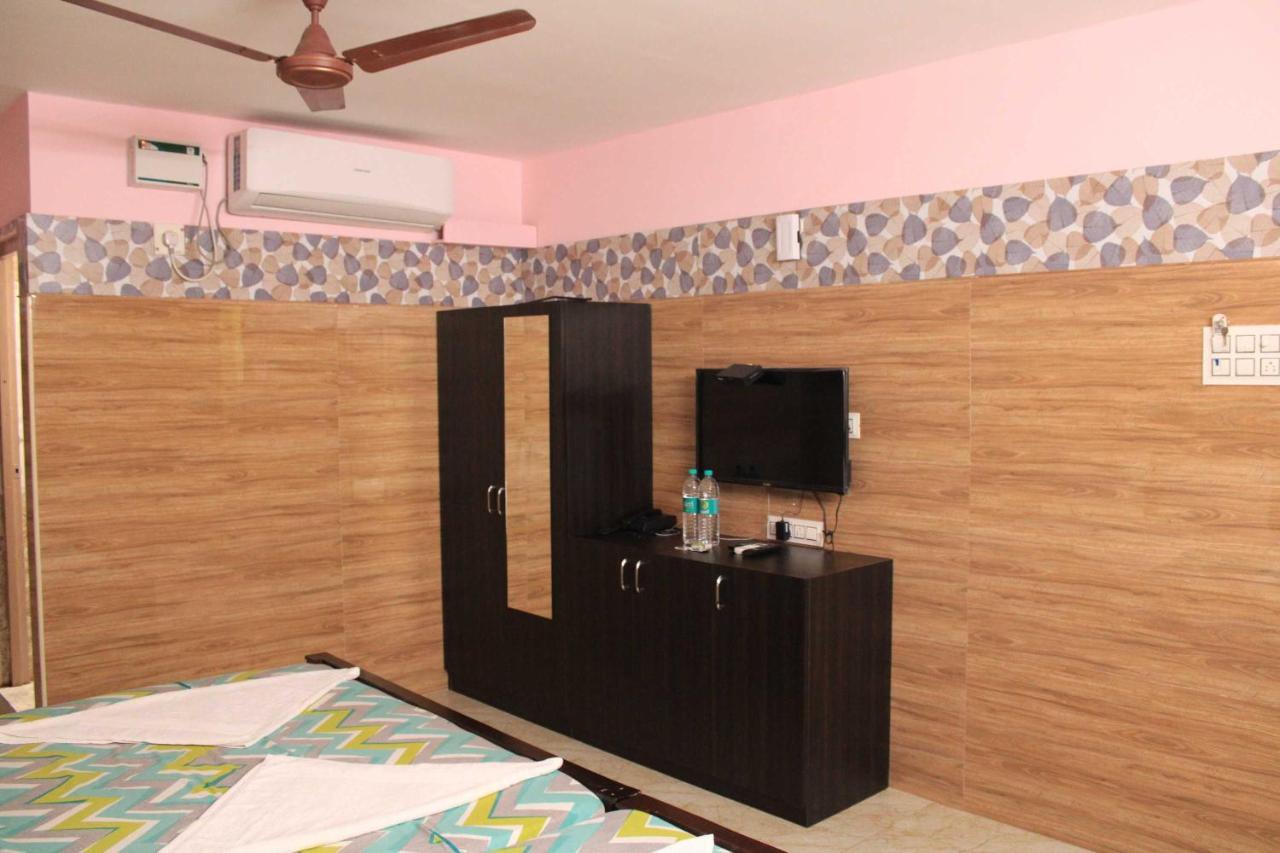 Hotel Adhi Residency - Cleanliness&Friendliness Room VL Vardharaja Temple Kanchipuram Exterior foto