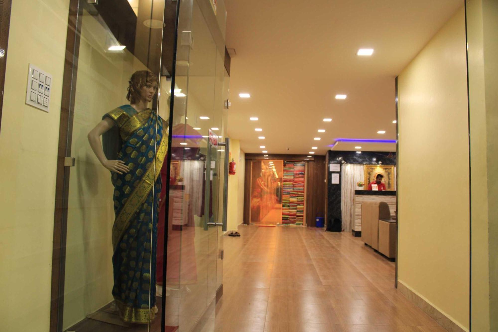 Hotel Adhi Residency - Cleanliness&Friendliness Room VL Vardharaja Temple Kanchipuram Exterior foto