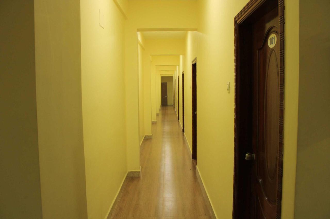 Hotel Adhi Residency - Cleanliness&Friendliness Room VL Vardharaja Temple Kanchipuram Exterior foto